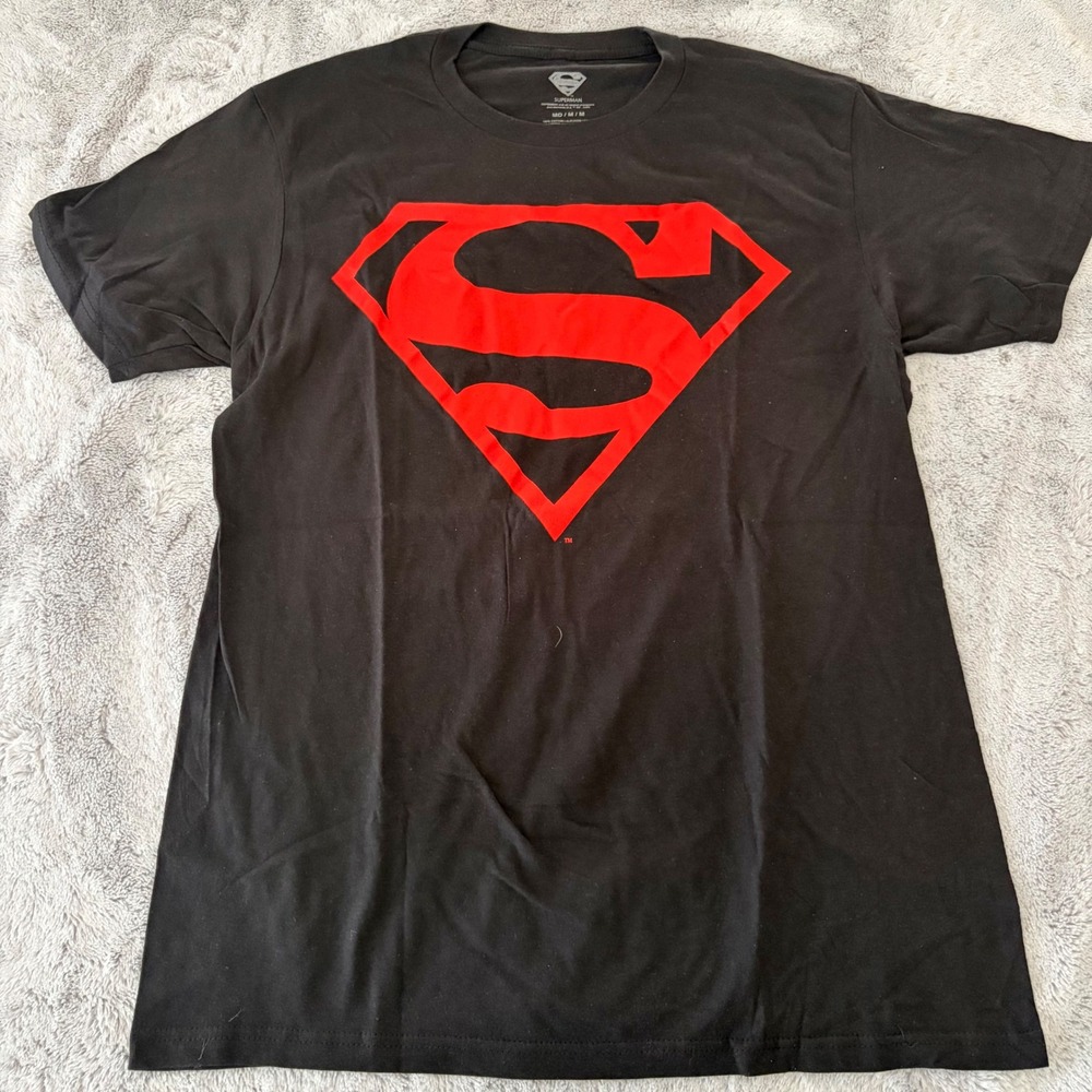 Superman Shield Graphic T-Shirt Mens Medium Black Red Logo Mad Engine DC Comics